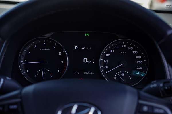 2016 Hyundai Elantra Elite AD