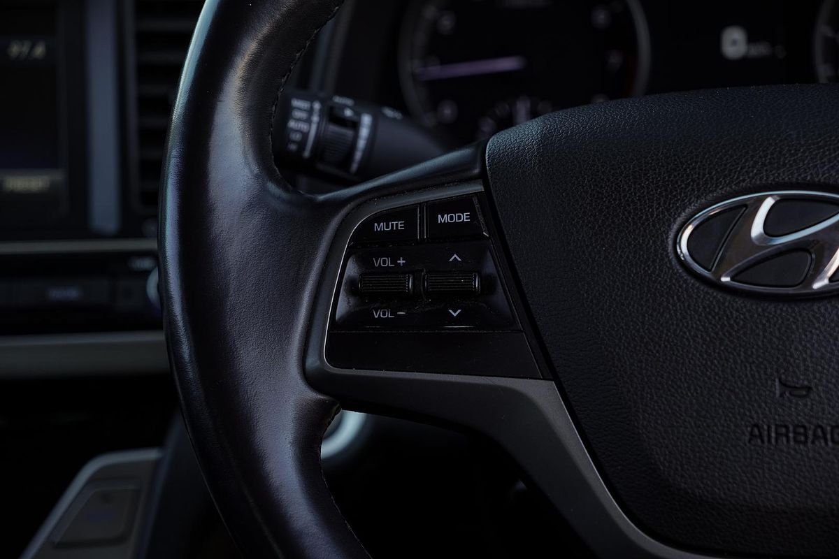 2016 Hyundai Elantra Elite AD