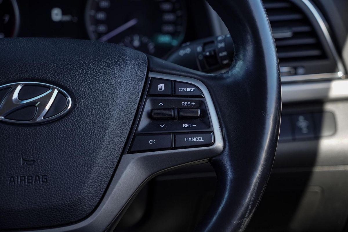 2016 Hyundai Elantra Elite AD