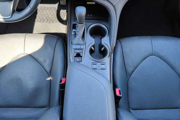 2023 Toyota Camry XSE V6