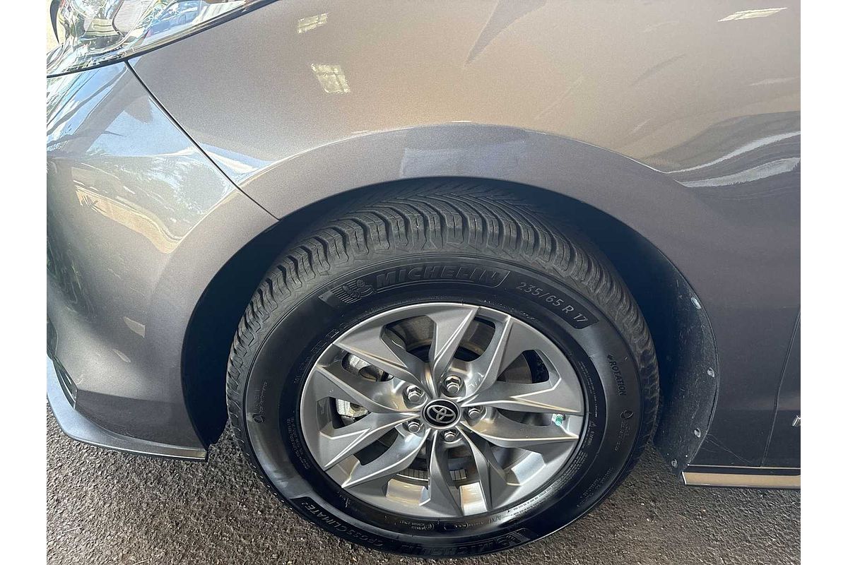 2021 Toyota SIENNA XLE