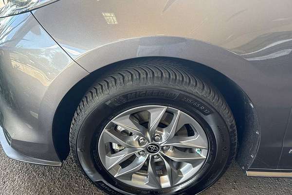 2021 Toyota SIENNA XLE