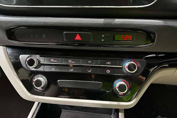 2020 Kia Carnival S YP