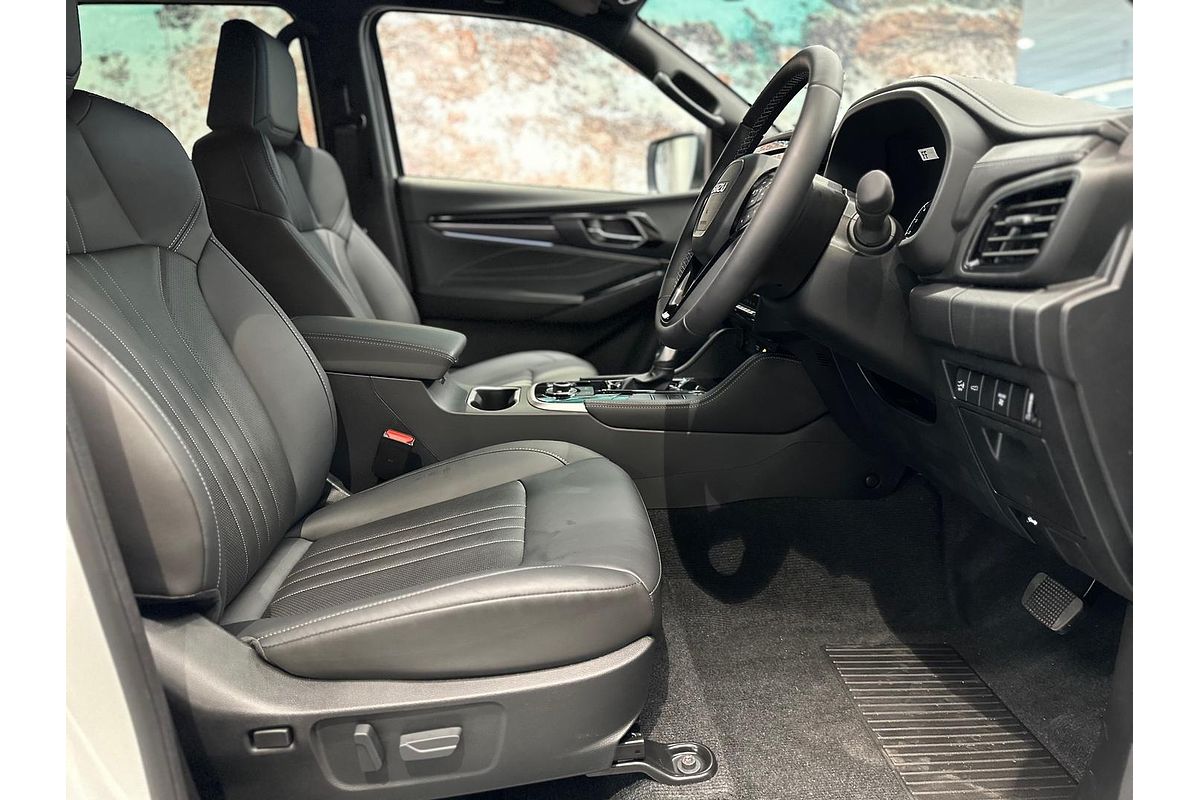 2025 Isuzu MU-X LS-T