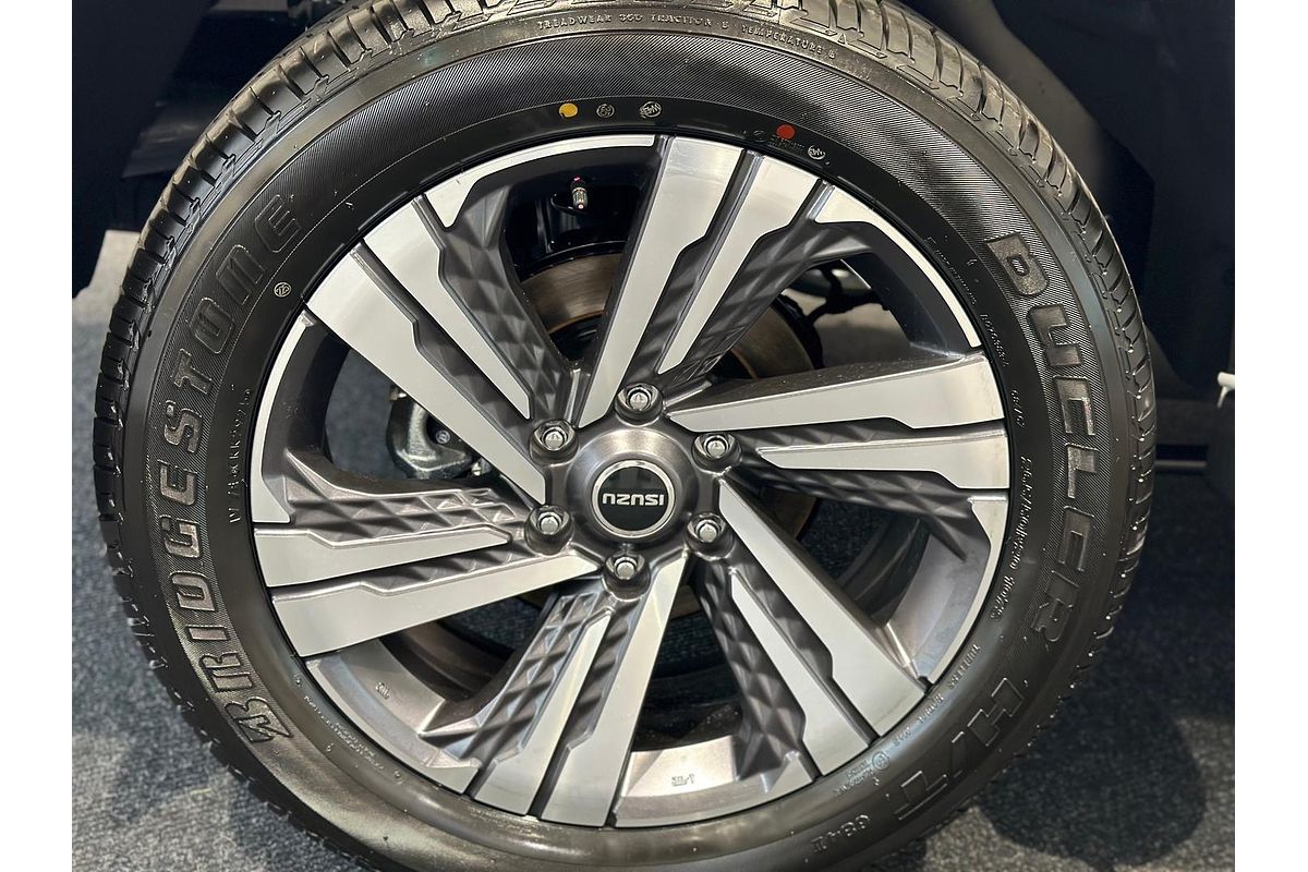 2025 Isuzu MU-X LS-T