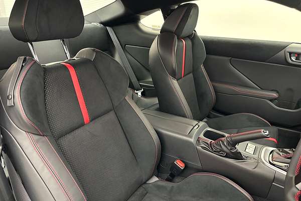 2025 Subaru BRZ S ZD8