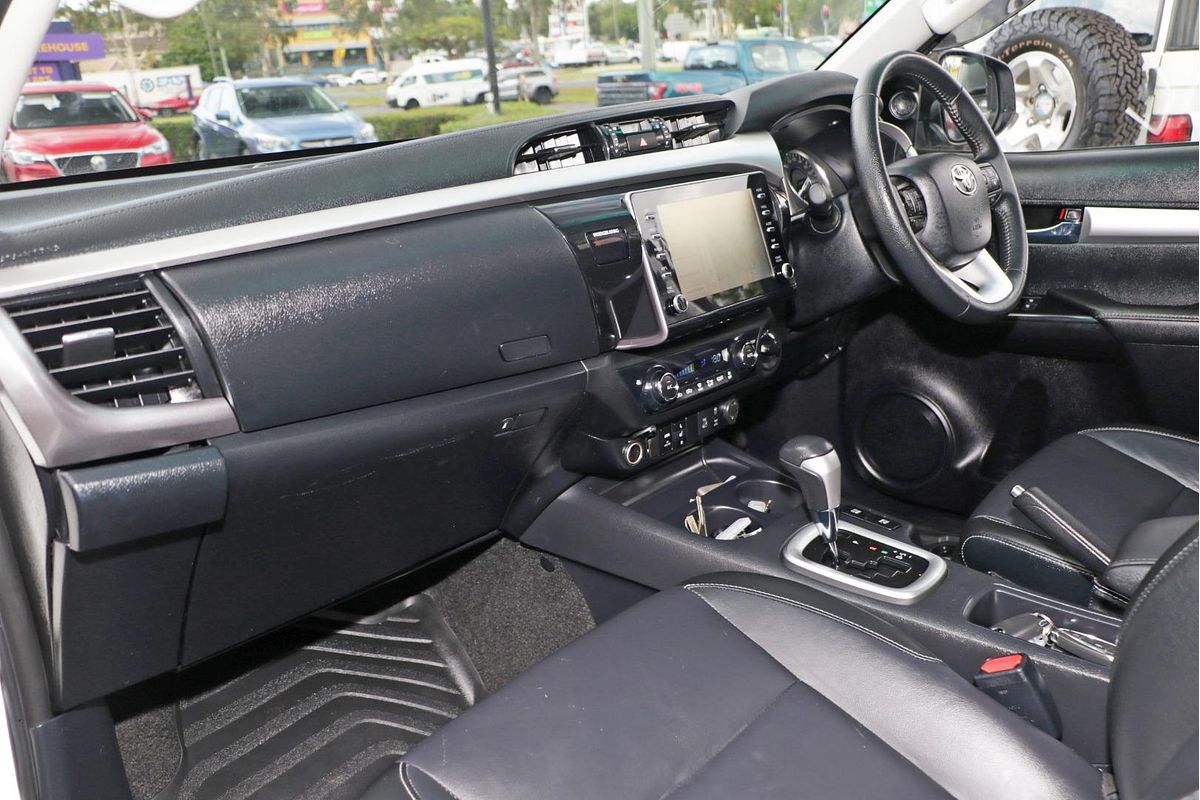 2021 Toyota Hilux SR5 GUN126R 4X4