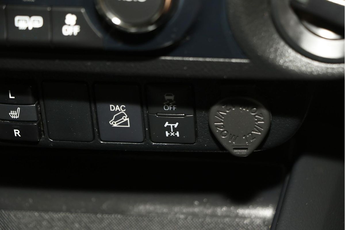 2021 Toyota Hilux SR5 GUN126R 4X4