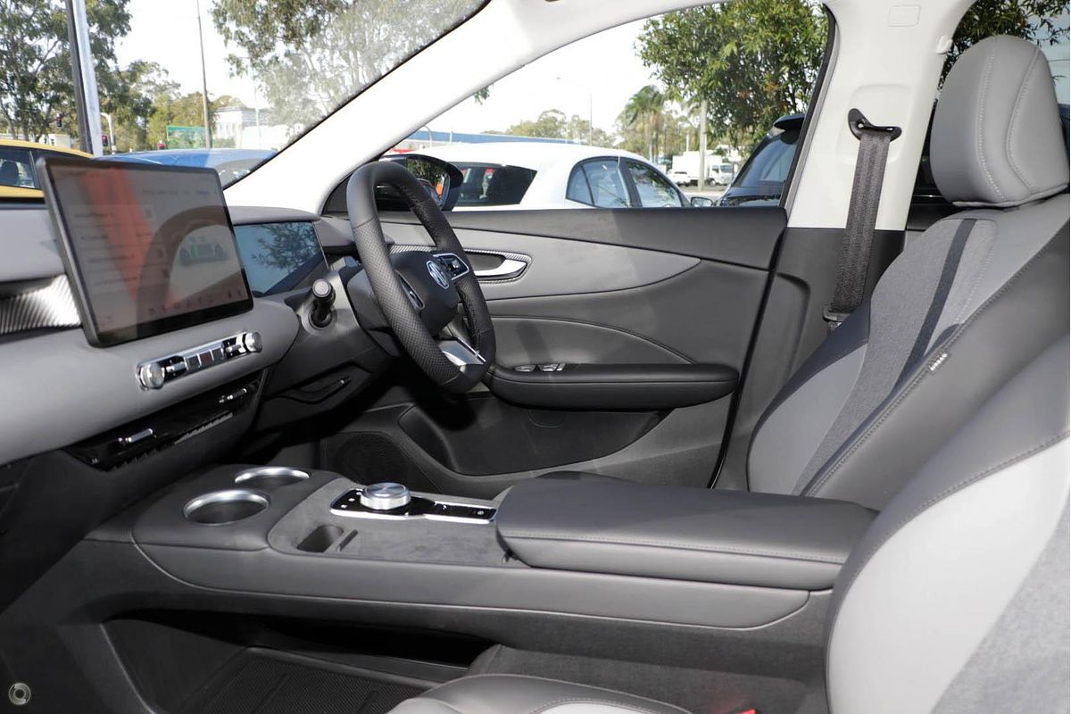 2025 MG MGS5 EV Essence 62 ZS3EM