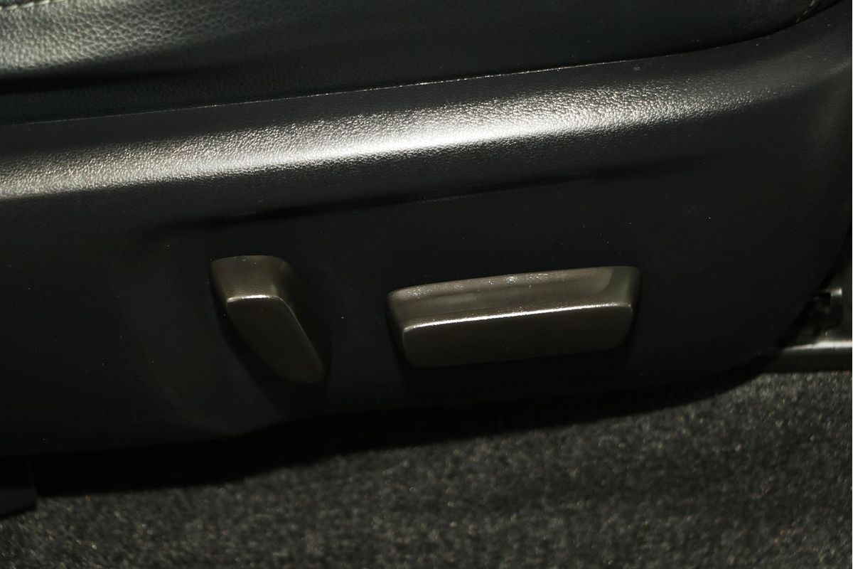 2021 Toyota Hilux SR5 GUN126R 4X4