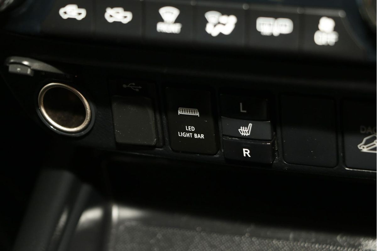 2021 Toyota Hilux SR5 GUN126R 4X4