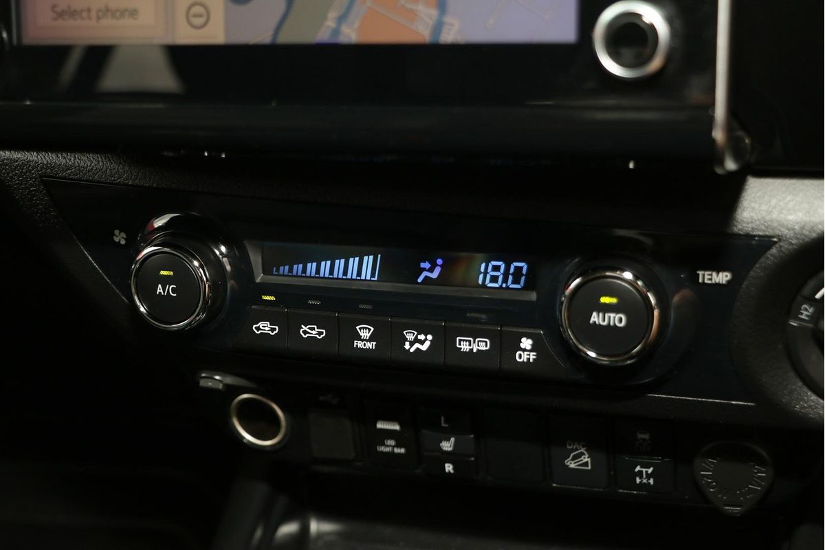 2021 Toyota Hilux SR5 GUN126R 4X4