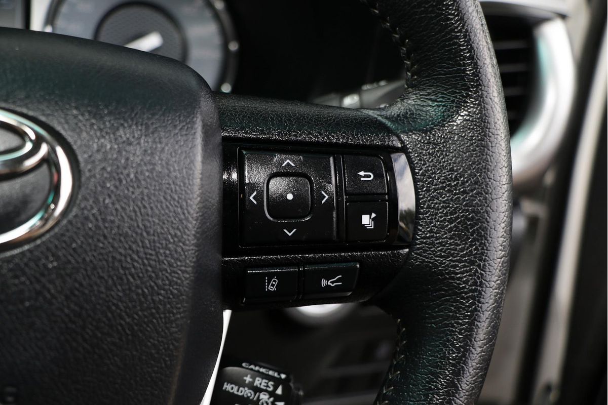 2021 Toyota Hilux SR5 GUN126R 4X4