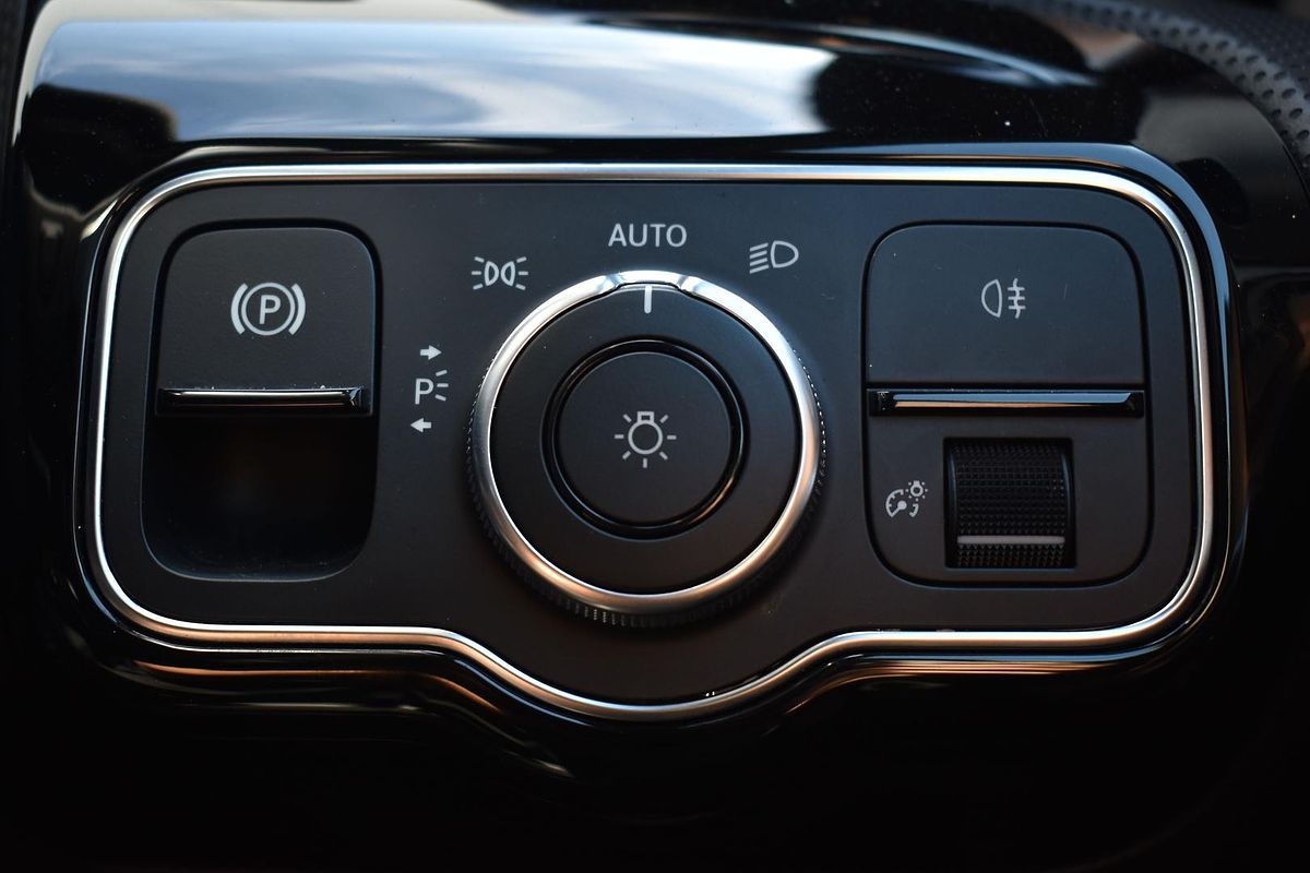 2020 Mercedes-Benz A-Class A35 AMG V177