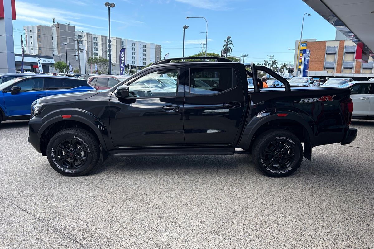 2025 Nissan Navara PRO-4X D23 4X4