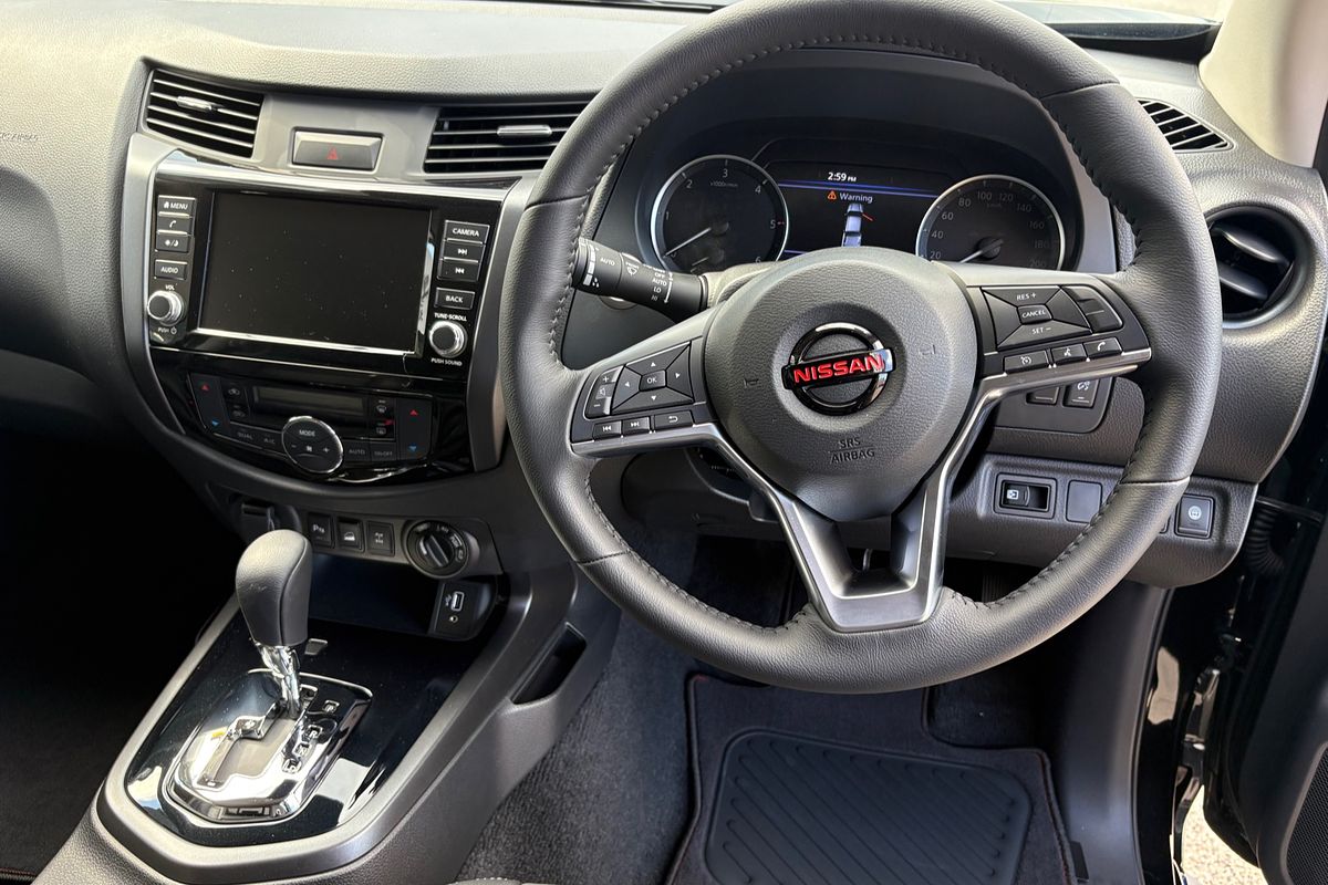 2025 Nissan Navara PRO-4X D23 4X4