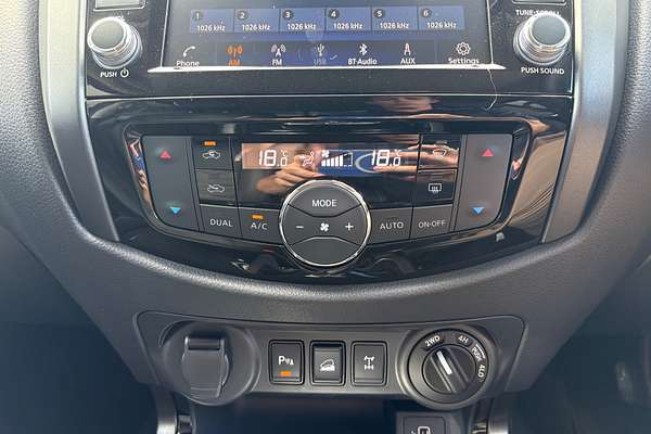 2025 Nissan Navara PRO-4X D23 4X4