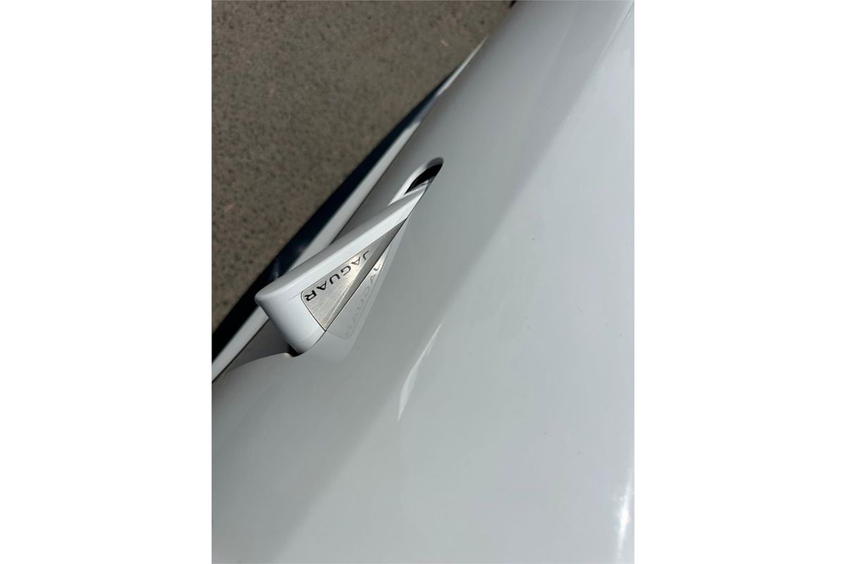 2017 Jaguar F-TYPE R X152