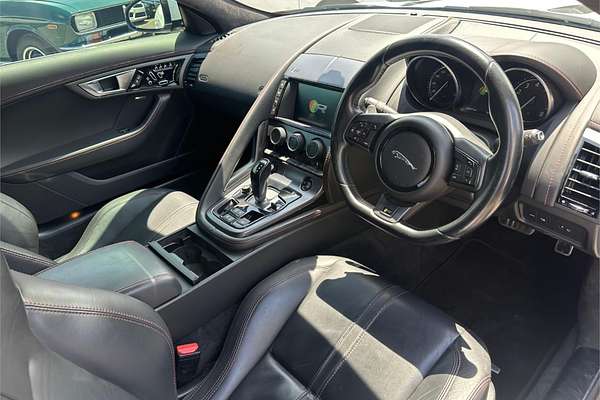 2017 Jaguar F-TYPE R X152