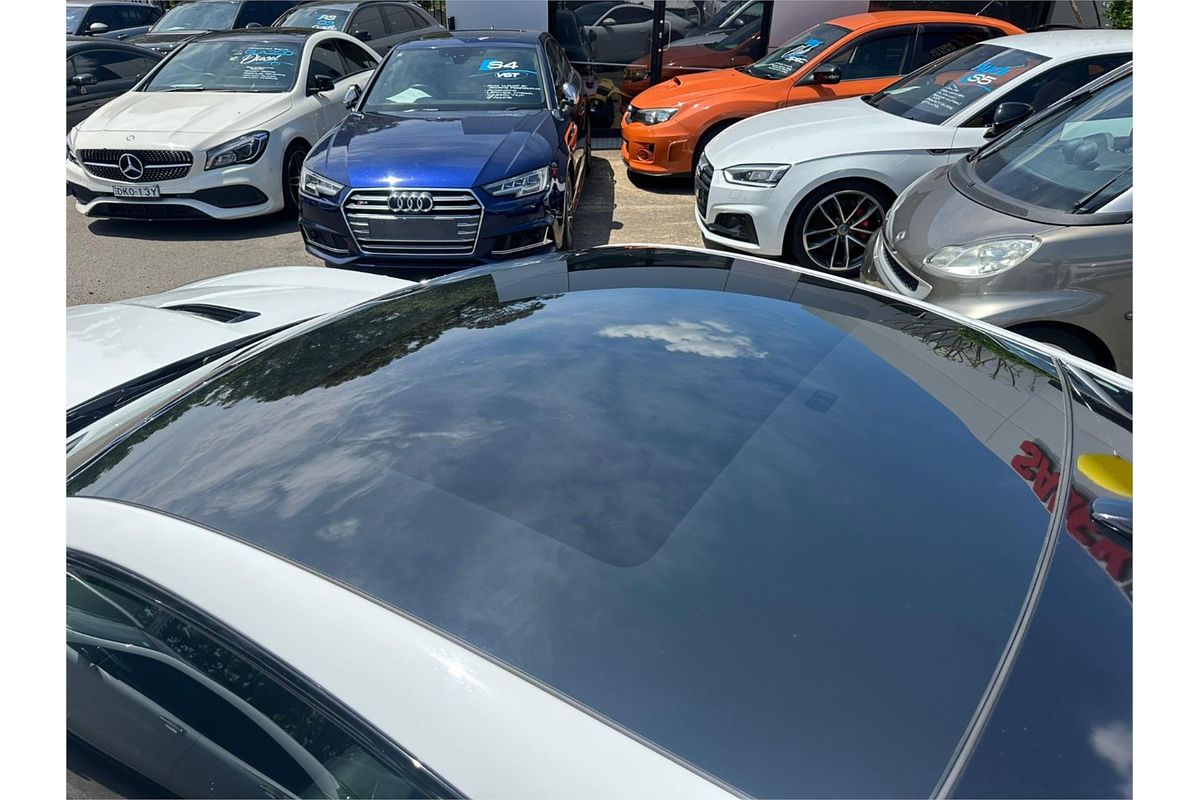 2017 Jaguar F-TYPE R X152