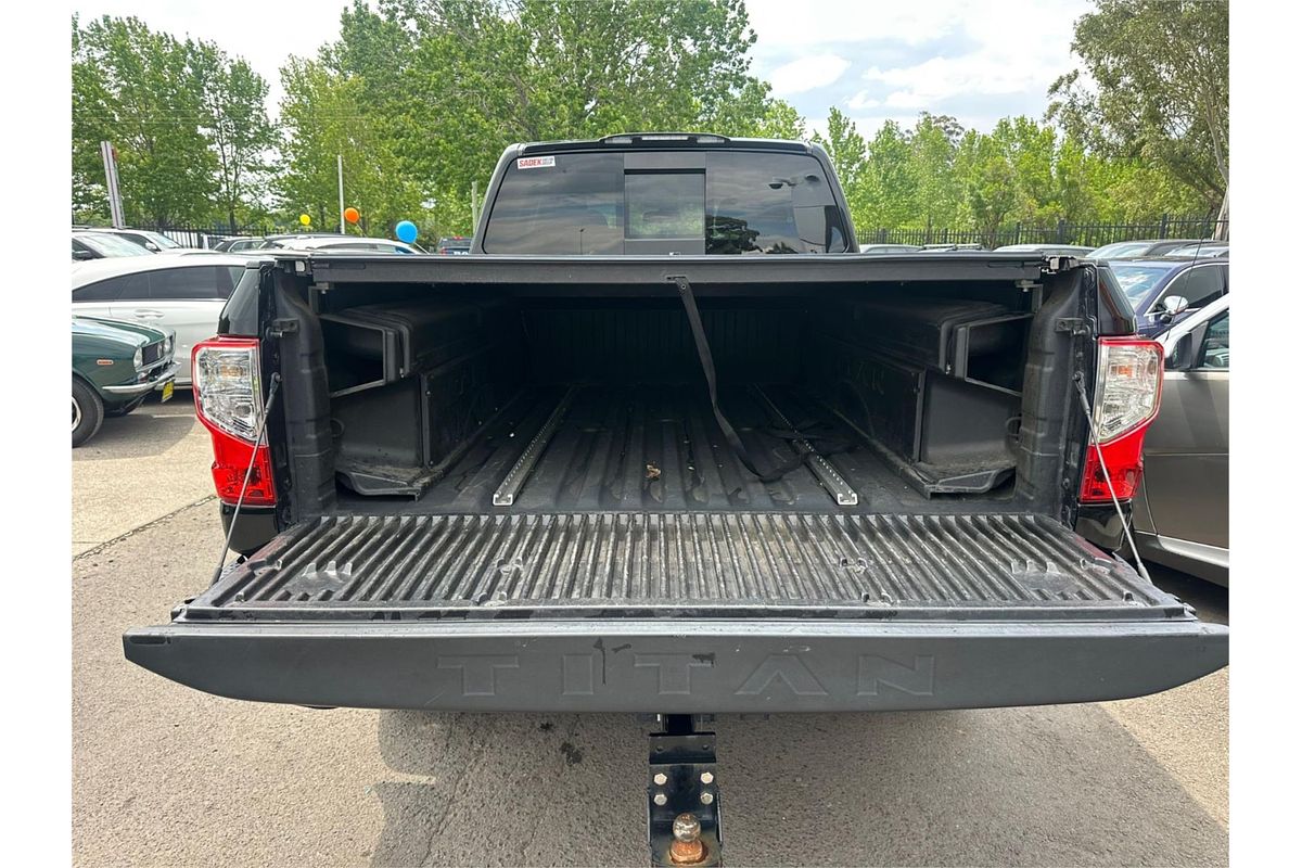 2018 Nissan TITAN PLATINUM XD