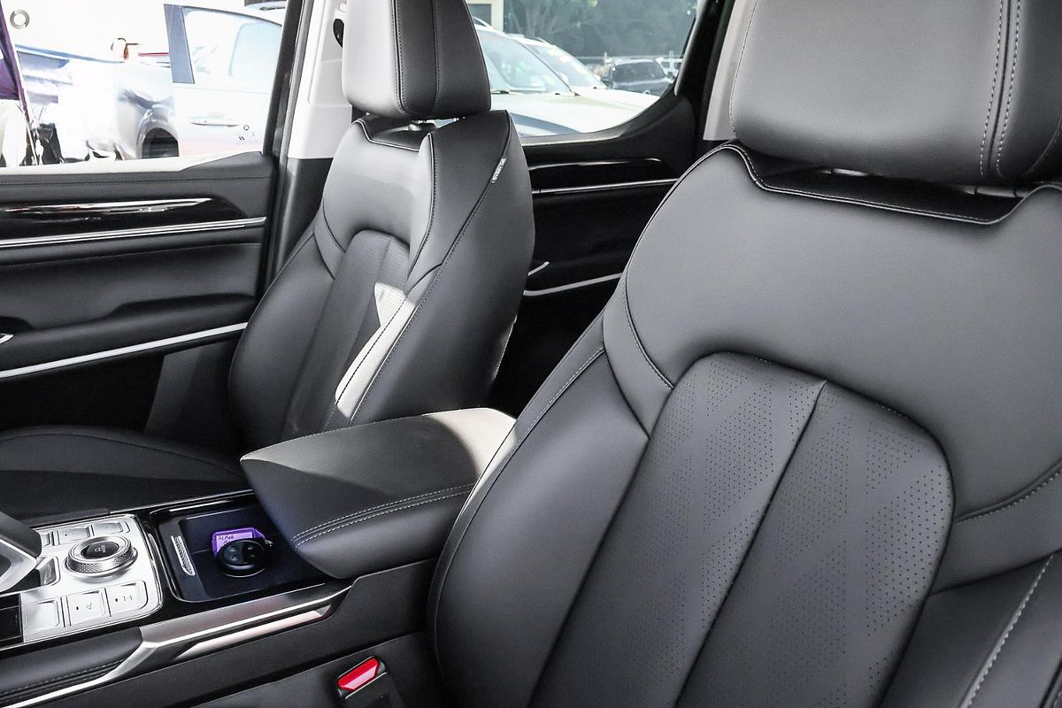 2025 GWM Cannon Alpha Lux PHEV P05 4X4