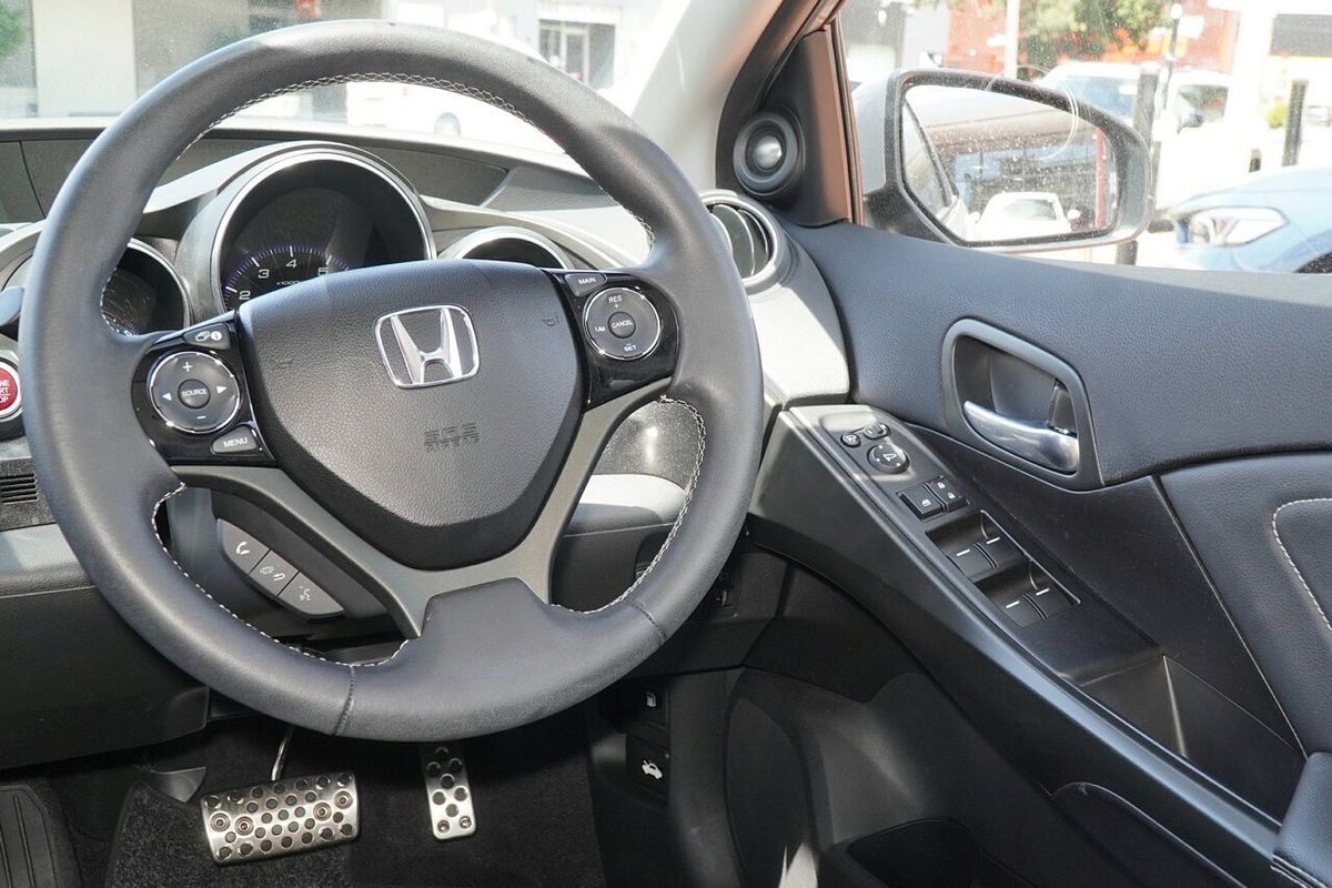 2016 Honda Civic VTi-LN 9th Gen