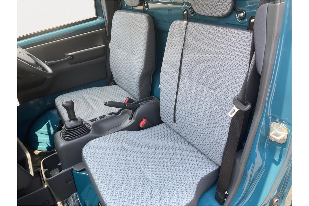 2024 Suzuki Carry KC 4WD - 5sp Manual