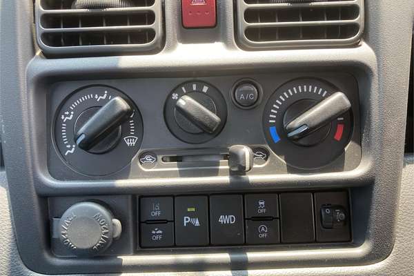 2024 Suzuki Carry KC 4WD - 5sp Manual