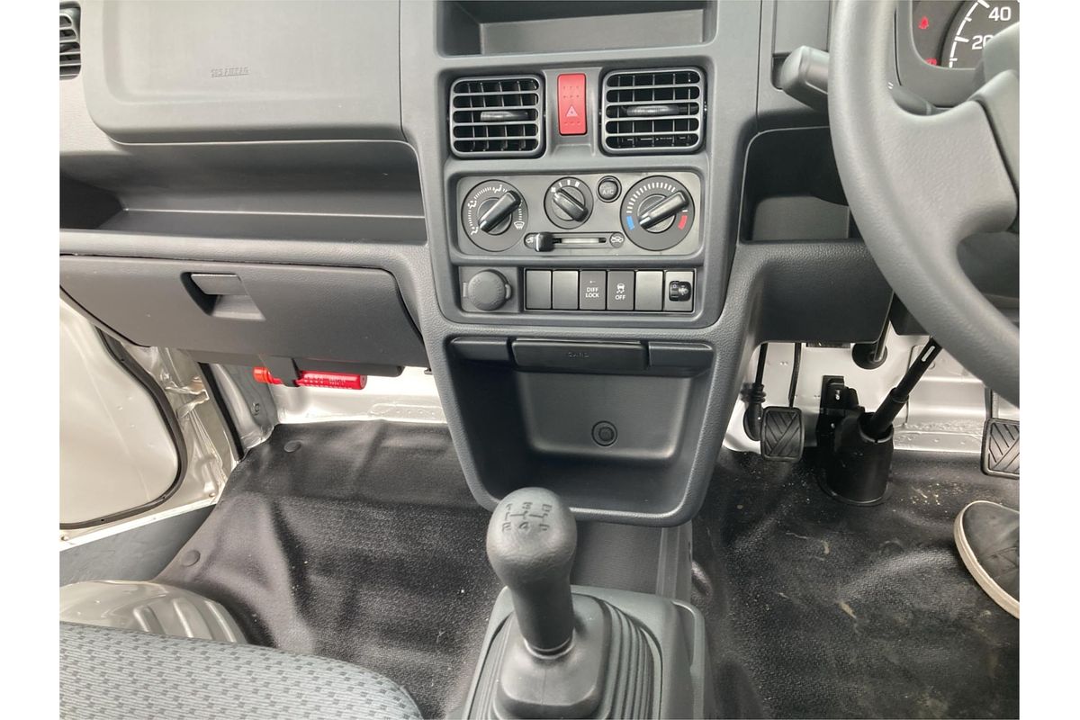 2024 Suzuki Carry KC 4WD