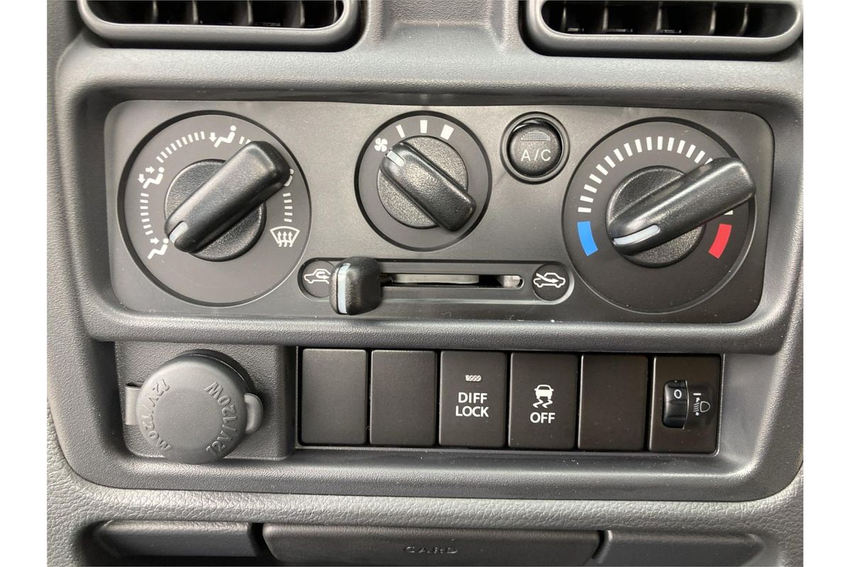 2024 Suzuki Carry KC 4WD