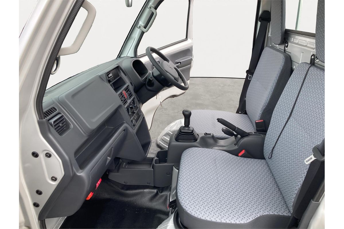 2024 Suzuki Carry KC 4WD