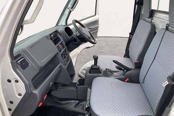 2024 Suzuki Carry KC 4WD