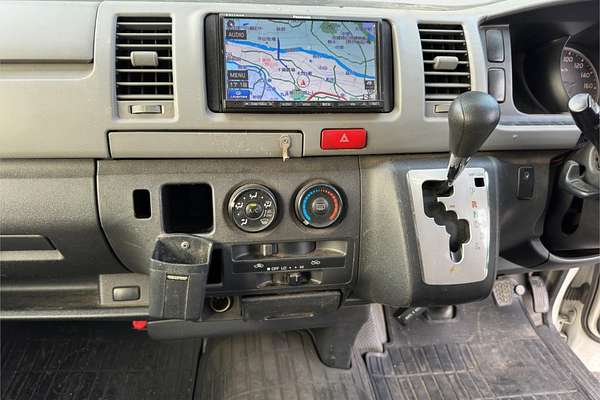 2010 Toyota Hiace DX High Roof 4WD