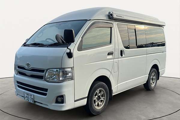 2010 Toyota Hiace DX High Roof 4WD