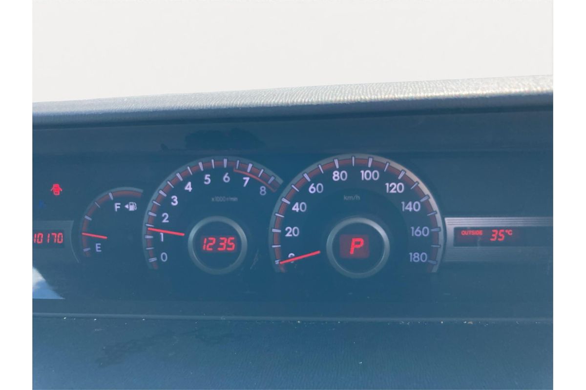 2010 Toyota Voxy ZS Welcab