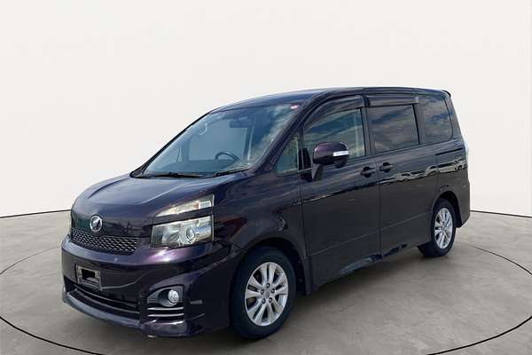 2010 Toyota Voxy ZS Welcab