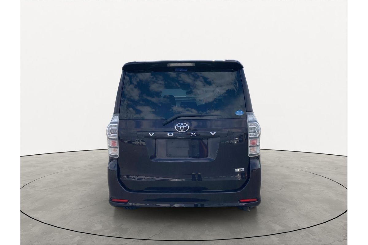 2010 Toyota Voxy ZS Welcab