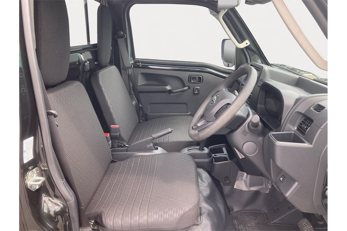 2024 Daihatsu Hijet Extra