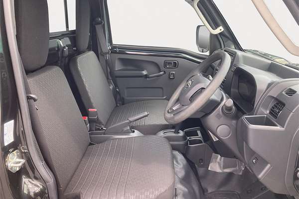 2024 Daihatsu Hijet Extra