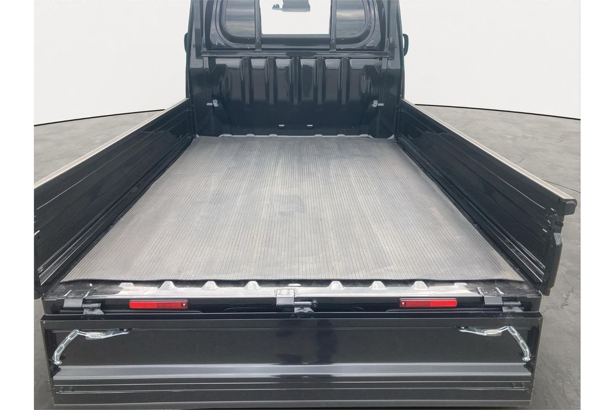 2024 Daihatsu Hijet Extra