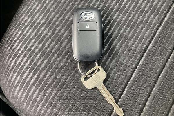 2024 Daihatsu Hijet Extra