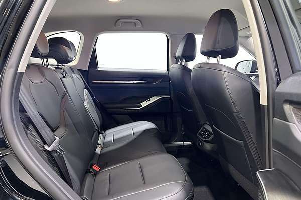 2025 GWM Haval H6 Lux B01