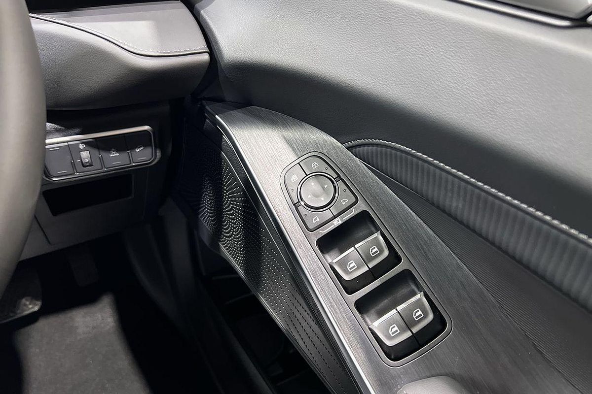 2025 GWM Haval H6 Lux B01