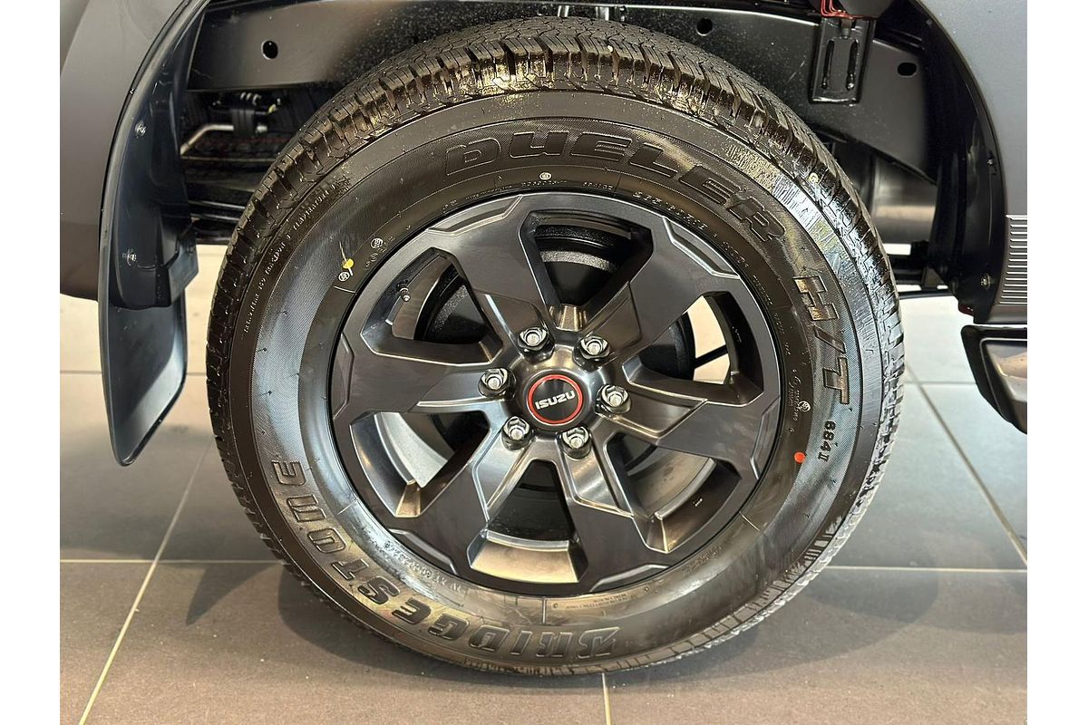 2025 Isuzu D-MAX X-TERRAIN 4X4