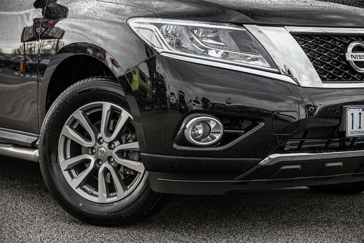 2016 Nissan Pathfinder ST R52