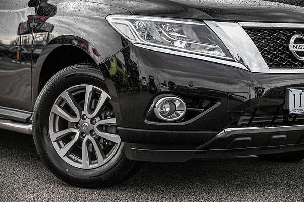 2016 Nissan Pathfinder ST R52