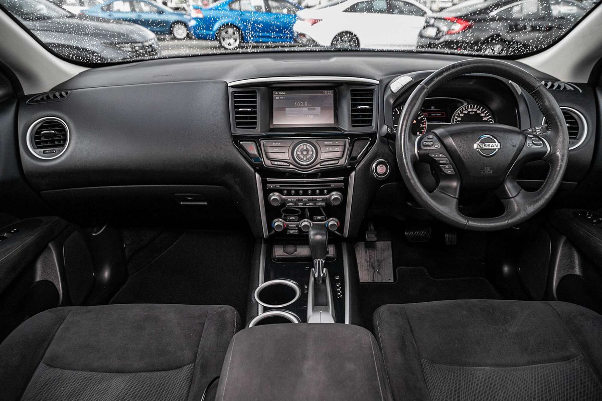 2016 Nissan Pathfinder ST R52