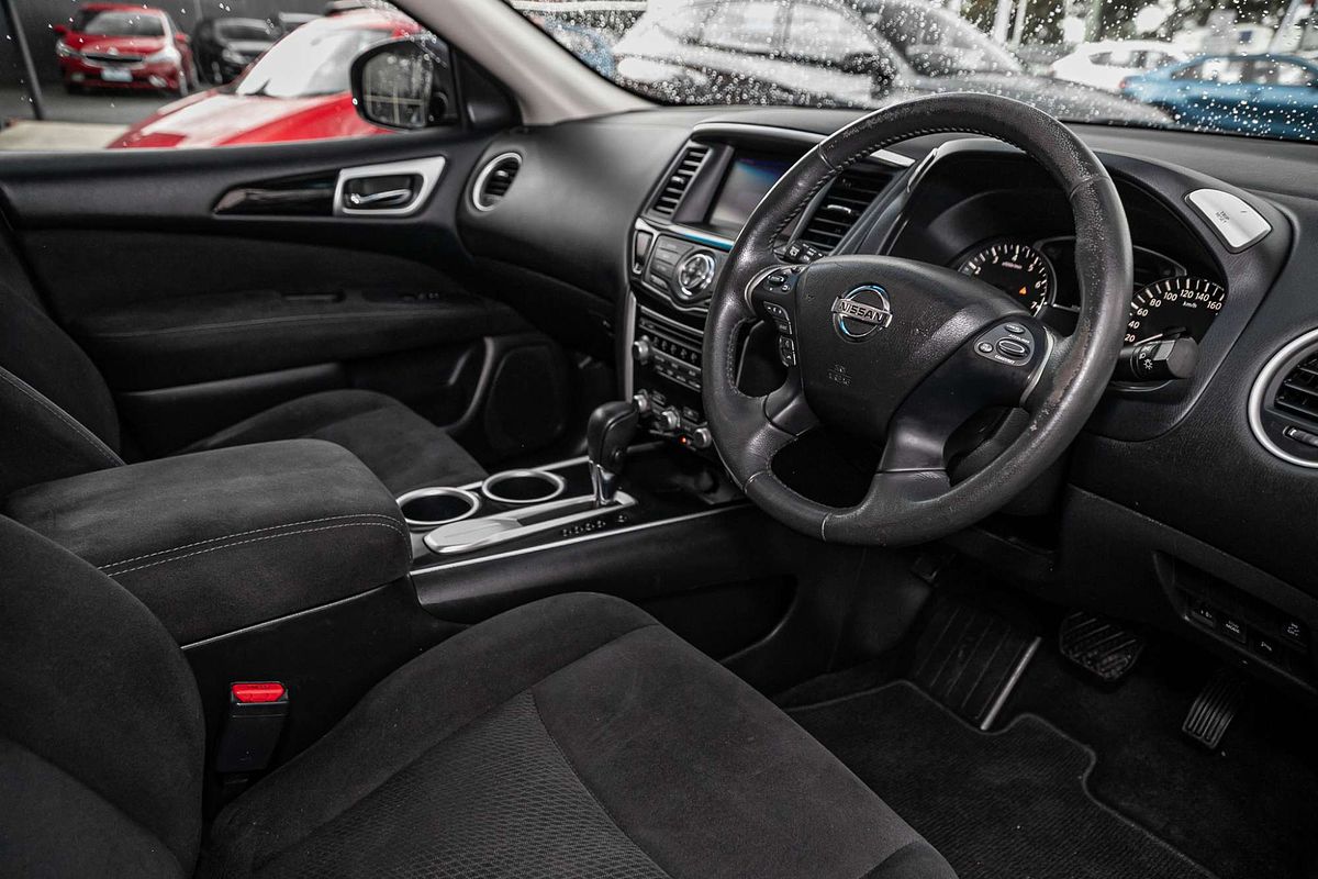 2016 Nissan Pathfinder ST R52