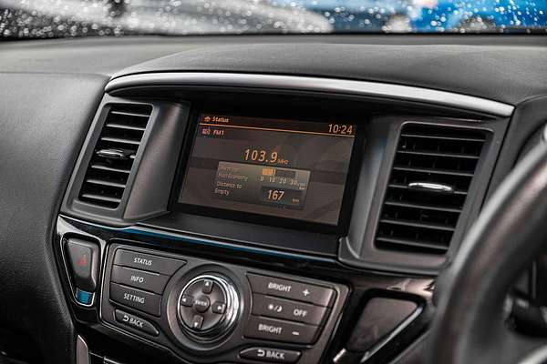 2016 Nissan Pathfinder ST R52